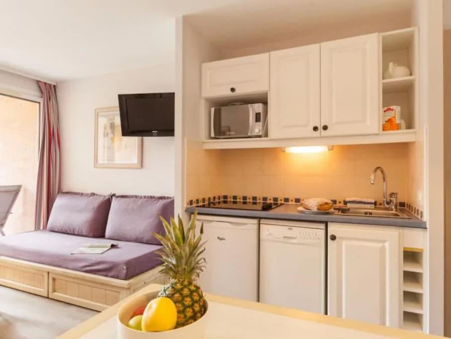 Superbe Appartement 50M De La Plage En Bord De Mer Hyères Exteriör bild